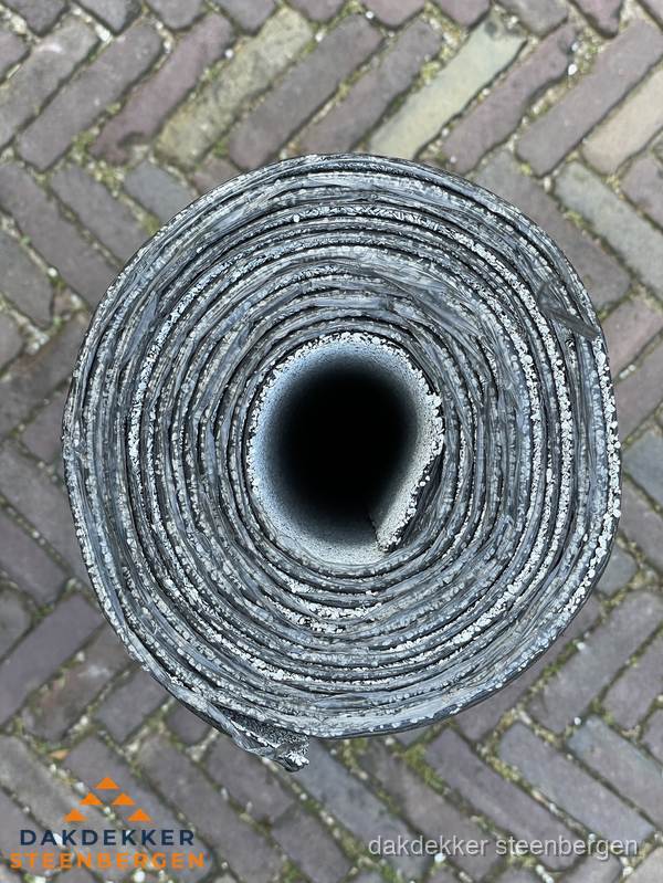 Rol EPDM dakbedekking materiaal voor plat dak in Steenbergen
